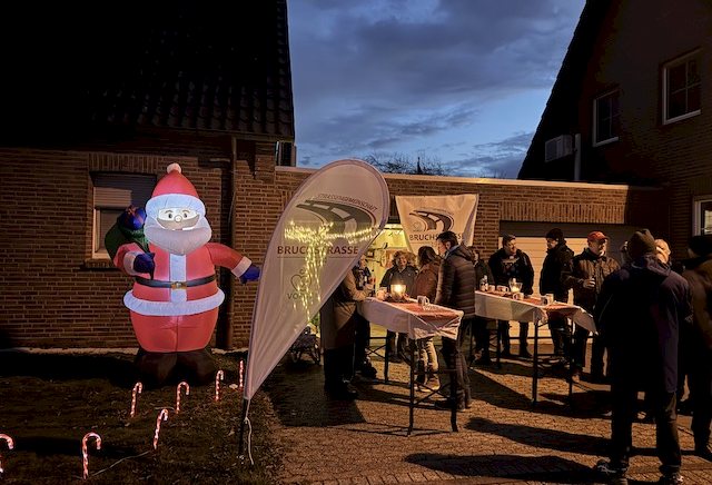 Weihnachtsbaum schm&uuml;cken 2024
